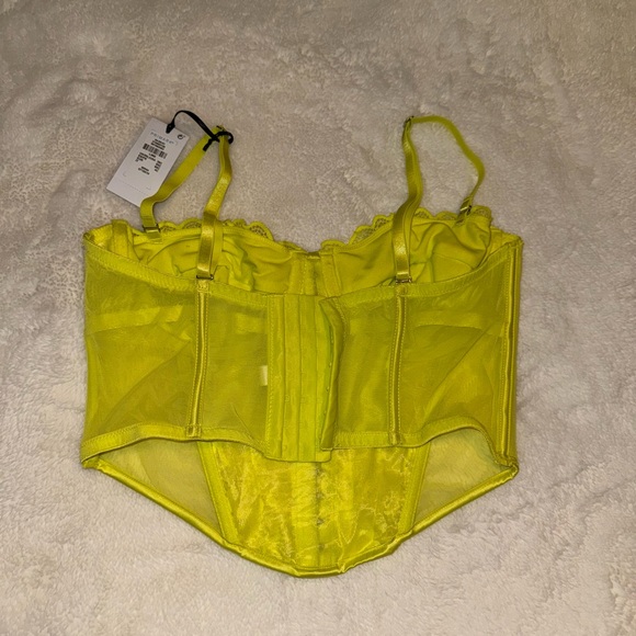 Lace Corset Top - Picture 3 of 3